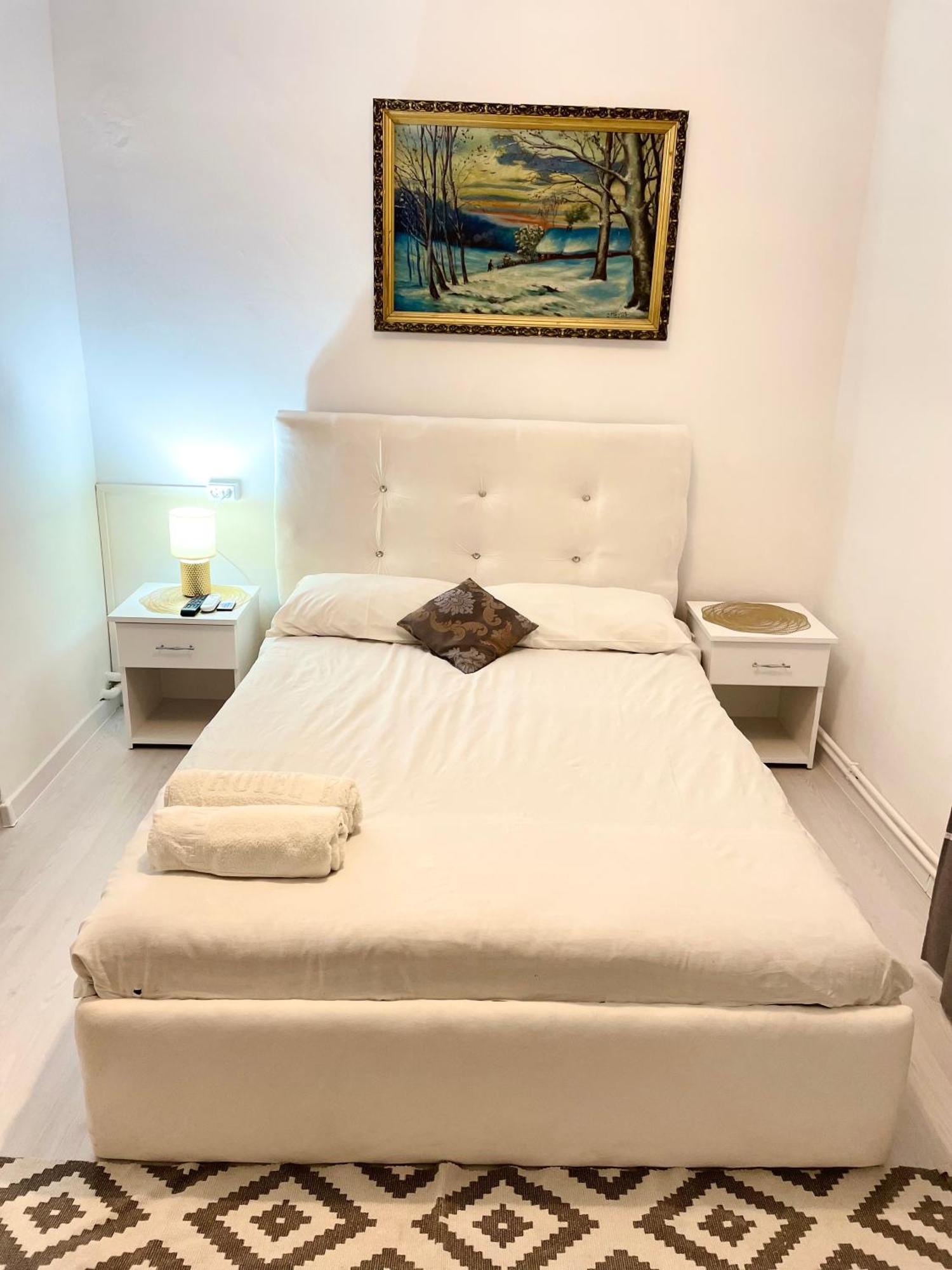 Vila Cris Apartments Нэводари Экстерьер фото
