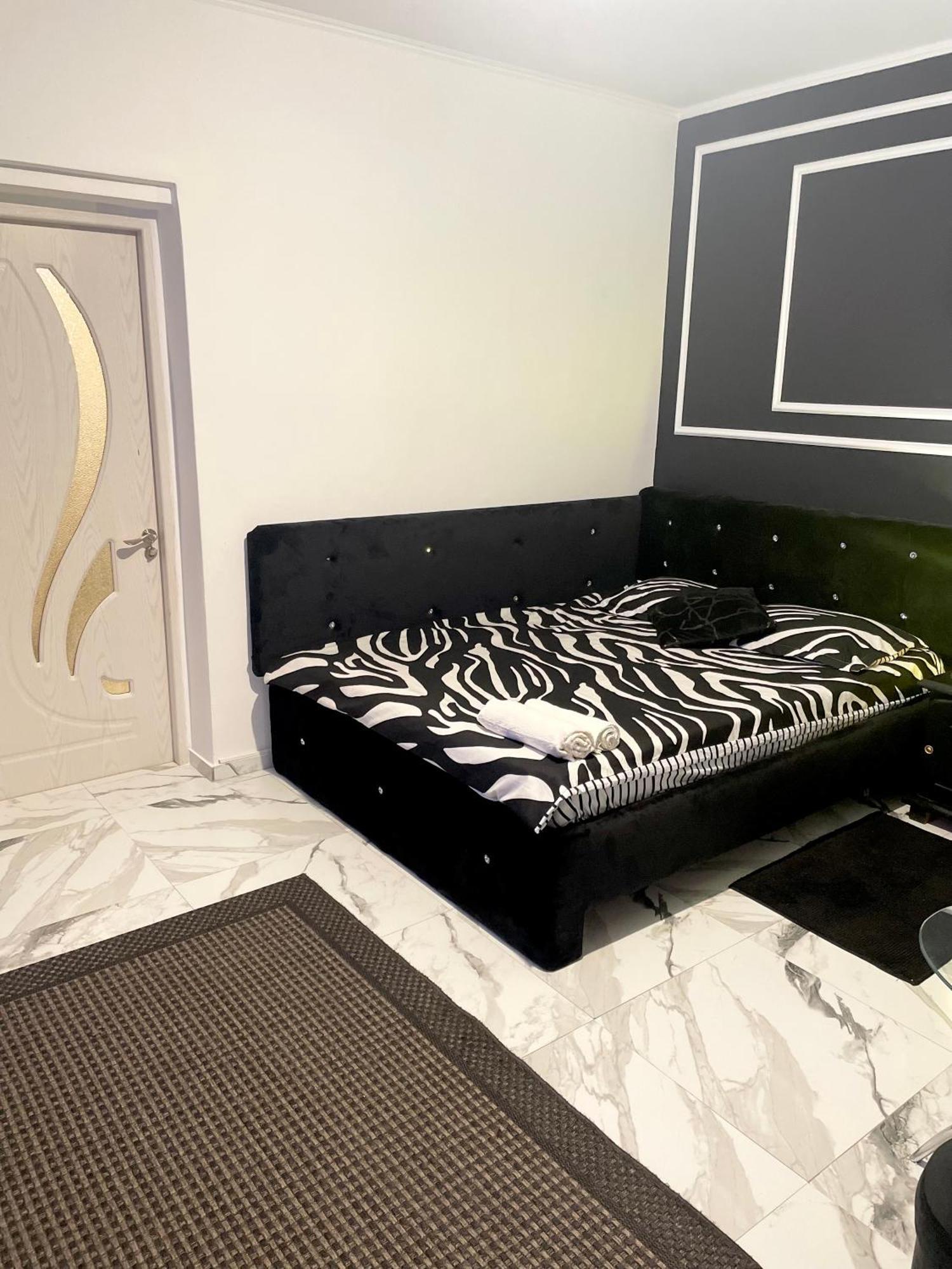 Vila Cris Apartments Нэводари Экстерьер фото