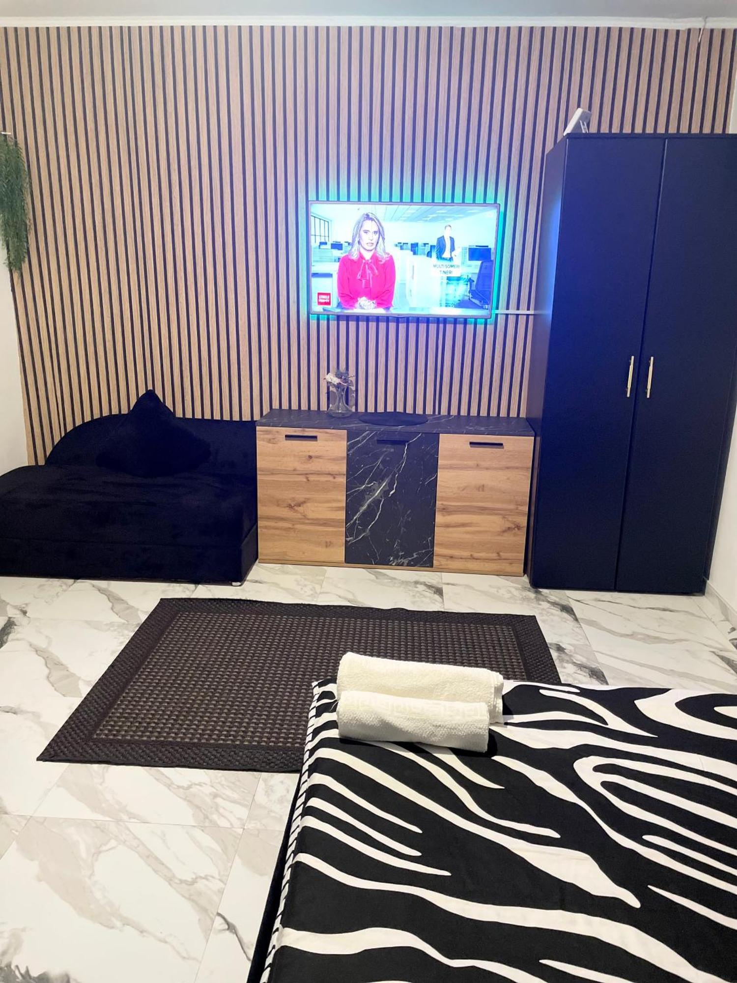 Vila Cris Apartments Нэводари Экстерьер фото